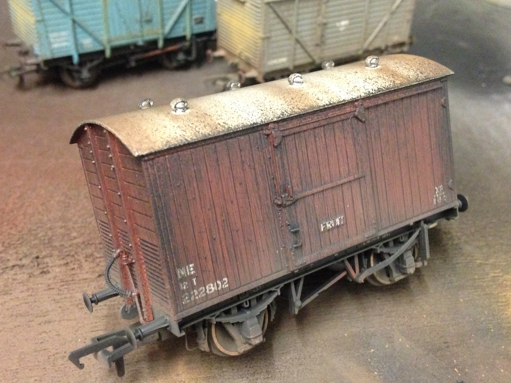 Bachmann Fruit Van Weathered By TMC