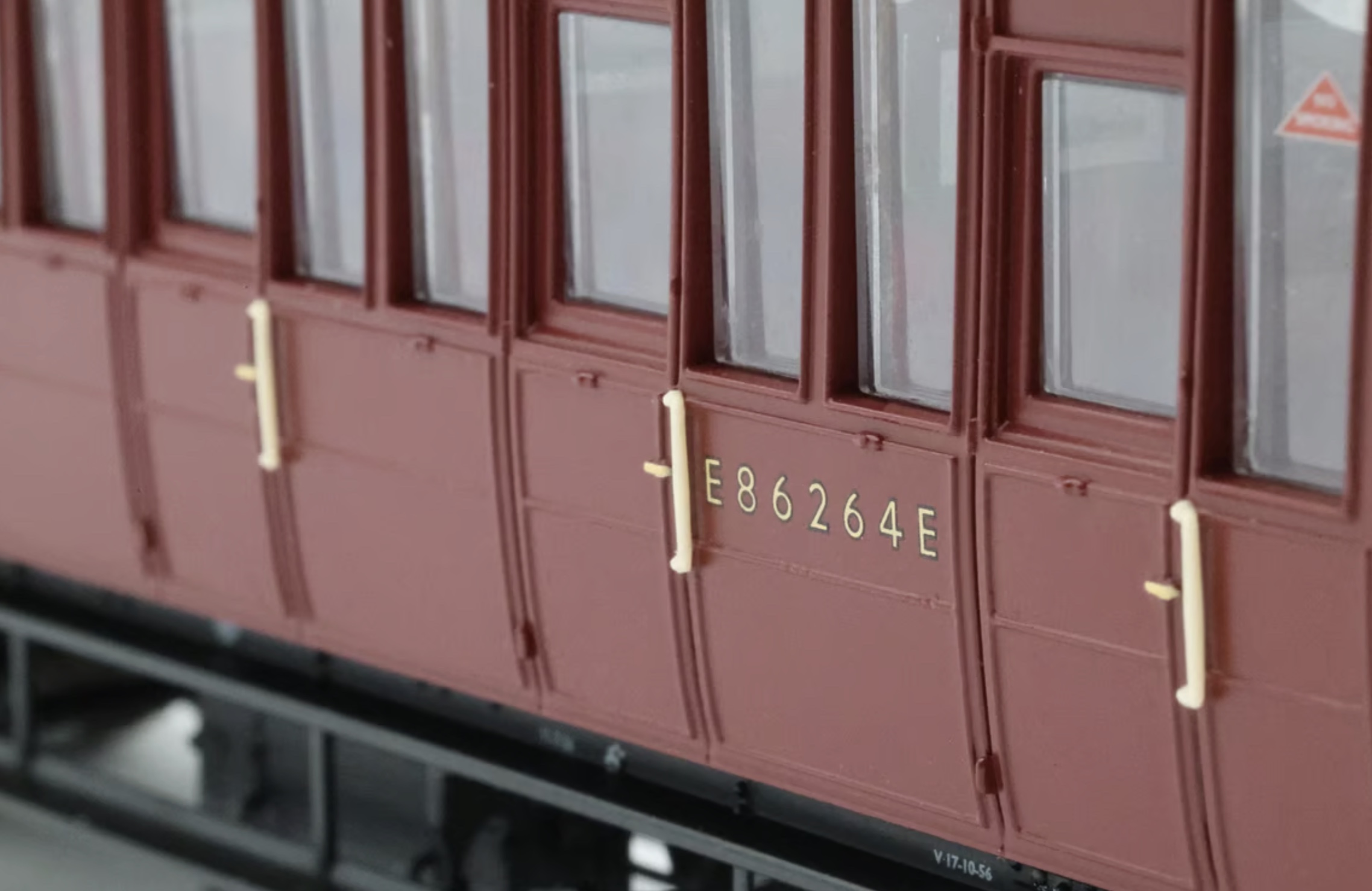 Clark Railworks Quad Art coaches